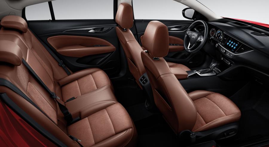 Интерьер Buick Regal 2017 года  (CN) (фото 13 из 24)